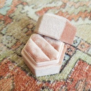 Hexagon Double Ring Box